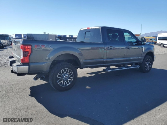 2018 Ford Super Duty F-350 SRW XL with VIN 1FT8W3BT0JEB82751, listed as a Copart auction lot 50410985 with 145,459 mi miles and Salvage Title. Bid and sale history available at carsss.com. Image 3.