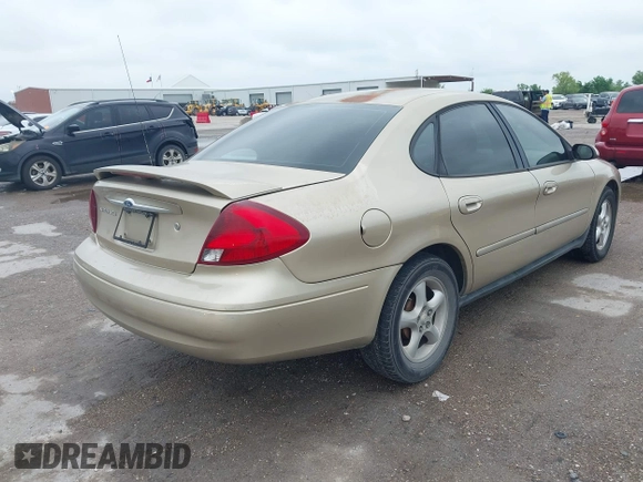 2001 Ford Taurus SES with VIN 1FAFP55U71A194476, listed as a IAAI auction lot 42094306 with 110,910 mi miles. Bid and sale history available at carsss.com. Image 4.
