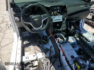 2015 Chevrolet SS z VIN 6G3F15RW6FL105101, wystawiony jako Copart lot #57338535 z przebiegiem Nie podano mil oraz Szkoda całkowita • Salvage title. Historia ofert i sprzedaży dostępna na DreamBid. Obrazek 8.