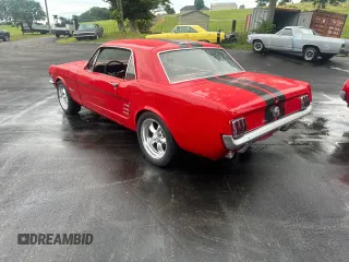 1966 Ford Mustang z VIN 6R07C227780, wystawiony jako Copart lot #60358465 z przebiegiem 81 588 mil mil oraz Czysty tytuł • Clean title. Historia ofert i sprzedaży dostępna na DreamBid. Obrazek 3.