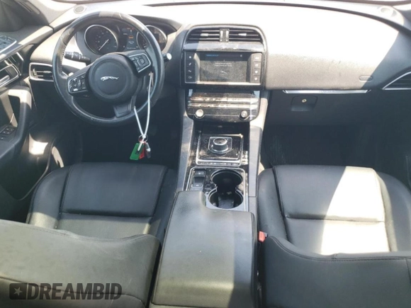 2017 Jaguar F-Pace 35t Premium with VIN SADCJ2BV0HA899581, listed as a Copart auction lot 53705865 with 91,924 mi miles and Salvage title. Bid and sale history available at DreamBid. Image 8.