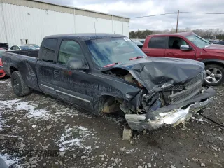 2005 Chevrolet Silverado 1500 with VIN 1GCEK19V75E230214, listed as a Copart auction lot 88054405 with 0 mi miles and Salvage Title. Bid and sale history available at carsss.com. Image 4.