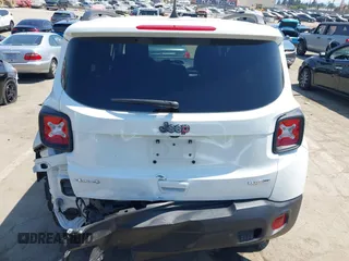 2022 Jeep Renegade Latitude with VIN ZACNJDB14NPN69500, listed as a IAAI auction lot 42478288 with 30,747 mi miles and . Bid and sale history available at DreamBid. Image 17.