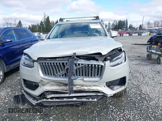 2022 Volvo XC90 Inscription with VIN YV4A22PL7N1832282, listed as a IAAI auction lot 41749825 with 36,836 mi miles and . Bid and sale history available at DreamBid. Image 6.