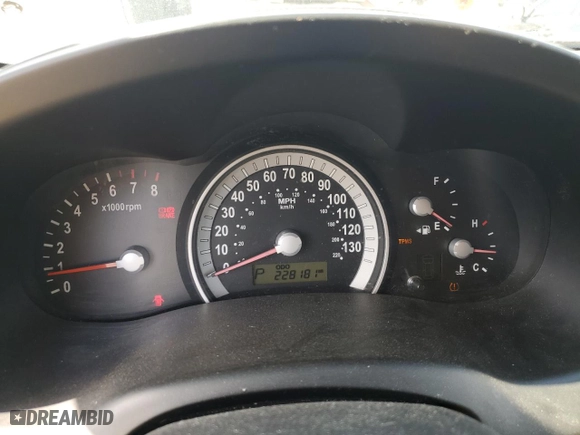 2007 Hyundai Entourage GLS with VIN KNDMC233X76025084, listed as a Copart auction lot 78502994 with 228,181 mi miles and Salvage Title. Bid and sale history available at carsss.com. Image 9.