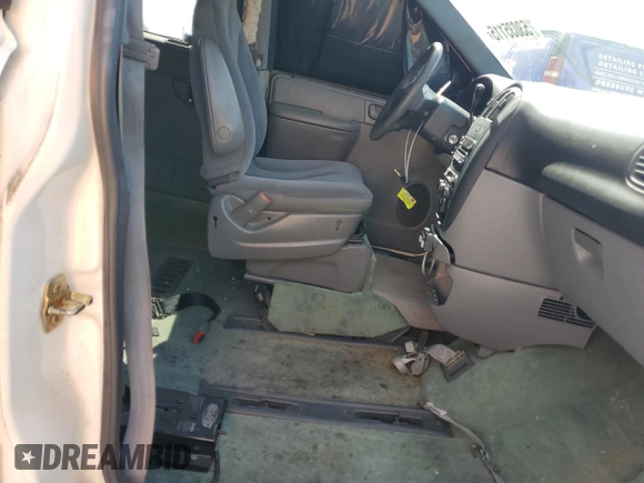 2004 Dodge Caravan SE with VIN 1D4GP24R94B584782, listed as a Copart auction lot 53035115 with 84,873 mi miles and Salvage Title. Bid and sale history available at carsss.com. Image 7.