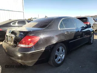 2006 Acura RL with VIN JH4KB16566C006869, listed as a Copart auction lot 50786035 with 139,756 mi miles and Salvage title. Bid and sale history available at DreamBid. Image 3.