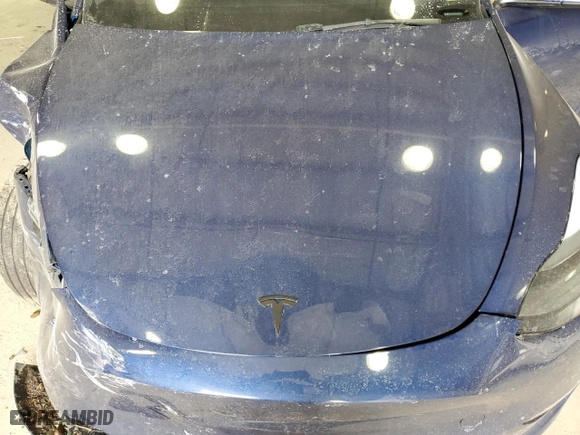 2024 Tesla Model Y Long Range with VIN 7SAYGDEE2RA281579, listed as a Copart auction lot 47292525 with 18,809 mi miles and Salvage Title. Bid and sale history available at carsss.com. Image 11.