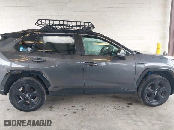 2021 Toyota RAV4 Hybrid XSE z VIN 4T3E6RFV2MU007724, wystawiony jako IAAI lot #42213345 z przebiegiem 31 089 mil mil oraz . Historia ofert i sprzedaży dostępna na DreamBid. Obrazek 14.