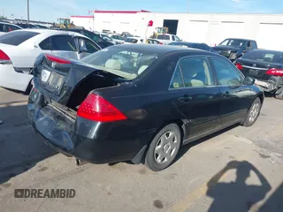 2006 Honda Accord LX with VIN 1HGCM56426A086697, listed as a IAAI auction lot 42389083 with 183,047 mi miles and . Bid and sale history available at DreamBid. Image 4.