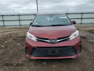 2018 Toyota Sienna LE Auto Access Seat with VIN 5TDKZ3DC4JS910687, listed as a Copart auction lot 55516745 with 67,943 mi miles and Salvage title. Bid and sale history available at DreamBid. Image 5.
