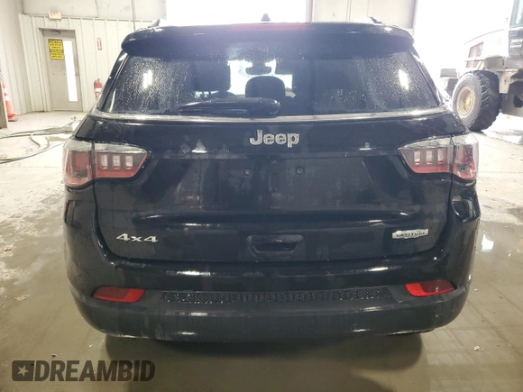 2020 Jeep Compass Latitude с VIN 3C4NJDBB6LT143339, выставлен на аукционе Copart как лот 82661534 с пробегом 70 047 миль миль и Списание • Salvage title. История ставок и продаж доступна на DreamBid. Изображение 6.