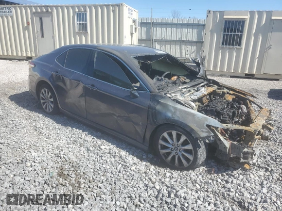 2018 Toyota Camry LE с VIN 4T1B11HK6JU573623, выставлен на аукционе Copart как лот 49834635 с пробегом Не указан миль и На запчасти • Non repairable. История ставок и продаж доступна на DreamBid. Изображение 4.