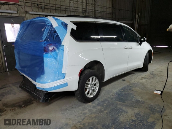 2021 Chrysler Voyager LXi with VIN 2C4RC1DG2MR552266, listed as a Copart auction lot 50742615 with 102,422 mi miles and Salvage Title. Bid and sale history available at DreamBid. Image 3.