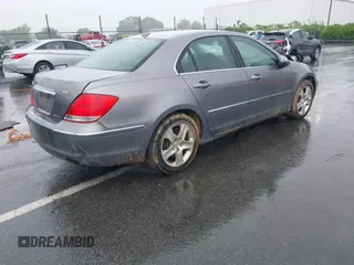 2006 Acura RL z VIN JH4KB16516C012532, wystawiony jako IAAI lot #42095836 z przebiegiem 177 194 mil mil oraz . Historia ofert i sprzedaży dostępna na DreamBid. Obrazek 4.
