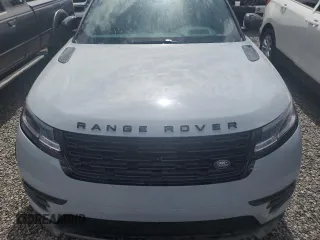 2025 Land Rover Range Rover Velar Dynamic SE z VIN SALYL2EX9SA393675, wystawiony jako Copart lot #74065714 z przebiegiem Nie podano mil oraz Nie do naprawy • Non repairable. Historia ofert i sprzedaży dostępna na DreamBid. Obrazek 5.