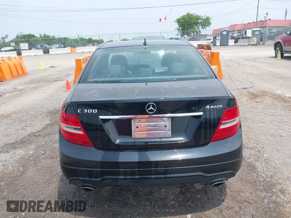 2013 Mercedes-Benz C 300 Sport with VIN WDDGF8AB9DA792571, listed as a IAAI auction lot 42455344 with 122,238 mi miles and . Bid and sale history available at DreamBid. Image 16.