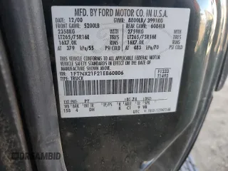 2001 Ford Super Duty F-250 XL with VIN 1FTNX21F21EB60806, listed as a Copart auction lot 42493565 with 142,977 mi miles and Salvage Title. Bid and sale history available at carsss.com. Image 13.