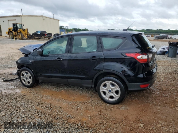 2017 Ford Escape S z VIN 1FMCU0F73HUB48990, wystawiony jako Copart lot #56843835 z przebiegiem 147 780 mil mil oraz Szkoda całkowita • Salvage title. Historia ofert i sprzedaży dostępna na DreamBid. Obrazek 2.