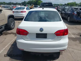 2013 Volkswagen Jetta SE with VIN 3VWDX7AJ1DM319114, listed as a IAAI auction lot 42295095 with 164,583 mi miles and . Bid and sale history available at DreamBid. Image 16.
