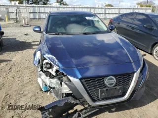 2019 Nissan Altima S with VIN 1N4BL4BV3KN324121, listed as a Copart auction lot 51274385 with 96,033 mi miles and Salvage Title. Bid and sale history available at DreamBid. Image 5.