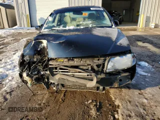 2005 Volvo S80 with VIN YV1TS592651407213, listed as a Copart auction lot 41680085 with 0 mi miles and Salvage Title. Bid and sale history available at carsss.com. Image 5.