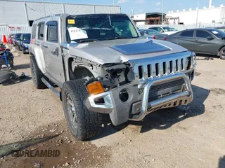 2006 Hummer H3 with VIN 5GTDN136068282801, listed as a IAAI auction lot 41843432 with 169,856 mi miles. Bid and sale history available at carsss.com. Image 6.
