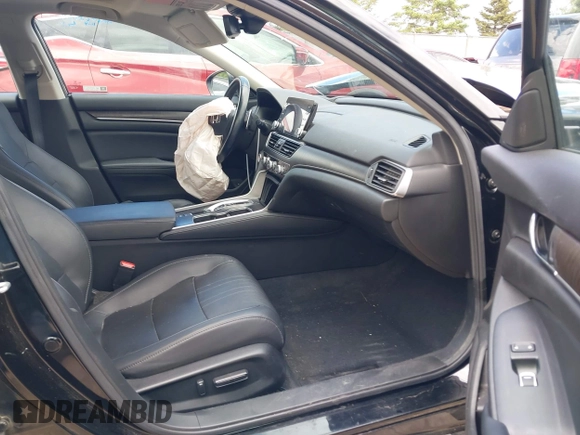 2021 Honda Accord Touring z VIN 1HGCV2F91MA022042, wystawiony jako IAAI lot #42301183 z przebiegiem 67 397 mil mil oraz . Historia ofert i sprzedaży dostępna na DreamBid. Obrazek 5.