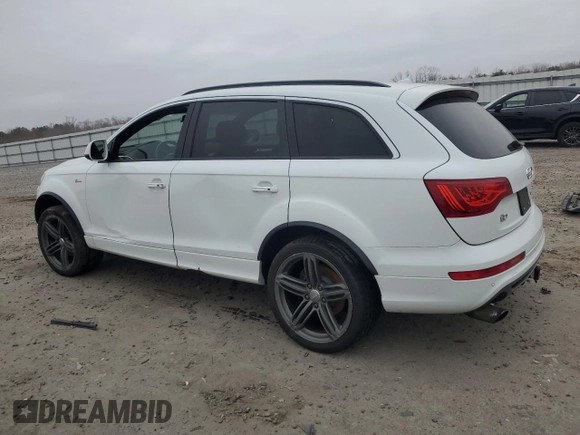 2014 Audi Q7 S line Prestige with VIN WA1DGAFE5ED004318, listed as a Copart auction lot 48866785 with 105,689 mi miles and Salvage title. Bid and sale history available at DreamBid. Image 2.