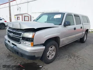 2006 Chevrolet Silverado 1500 LT2 with VIN 2GCEK13Z061267684, listed as a IAAI auction lot 41227242 with 157,175 mi miles. Bid and sale history available at carsss.com. Image 17.