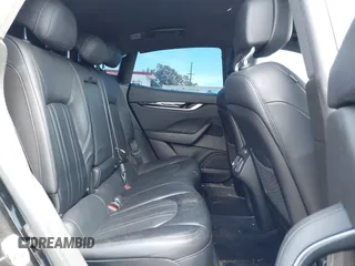 2018 Maserati Levante с VIN ZN661XUAXJX301224, выставлен на аукционе IAAI как лот 41939558 с пробегом 71 090 миль миль и . История ставок и продаж доступна на DreamBid. Изображение 8.