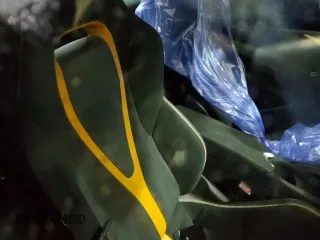 2018 McLaren 720S z VIN SBM14DCA1JW000230, wystawiony jako Copart lot #44311435 z przebiegiem Nie podano mil oraz Tytuł czysty. Historia ofert i sprzedaży dostępna na DreamBid. Obrazek 10.