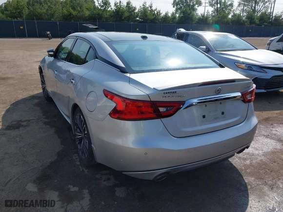 2017 Nissan Maxima SR with VIN 1N4AA6AP2HC401968, listed as a IAAI auction lot 40267157 with 94,254 mi miles. Bid and sale history available at carsss.com. Image 3.