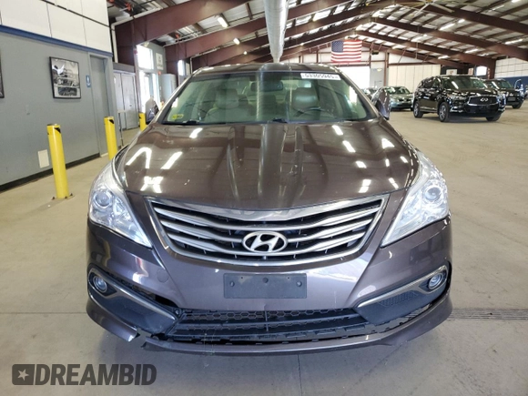 2015 Hyundai Azera z VIN KMHFG4JG3FA472426, wystawiony jako Copart lot #53330305 z przebiegiem 220 760 mil mil oraz Czysty tytuł • Clean title. Historia ofert i sprzedaży dostępna na DreamBid. Obrazek 5.