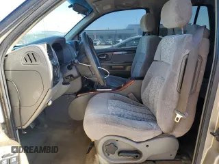 2003 GMC Envoy SLT z VIN 1GKDS13S832228632, wystawiony jako Copart lot #50330805 z przebiegiem 224 605 mil mil oraz Szkoda całkowita • Salvage title. Historia ofert i sprzedaży dostępna na DreamBid. Obrazek 7.