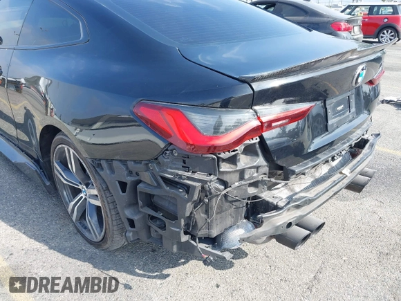 2021 BMW M4 Competition z VIN WBS33AZ01MCH15687, wystawiony jako IAAI lot #42040926 z przebiegiem 44 759 mil mil oraz . Historia ofert i sprzedaży dostępna na DreamBid. Obrazek 6.