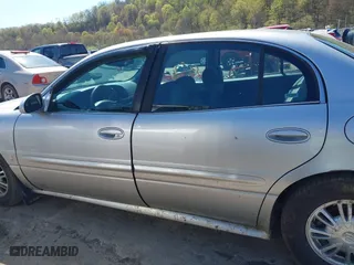 2005 Buick LeSabre Custom with VIN 1G4HP52K75U114518, listed as a IAAI auction lot 42101744 with 197,717 mi miles. Bid and sale history available at carsss.com. Image 14.