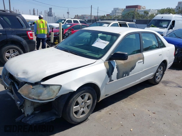 2001 Toyota Avalon XL z VIN 4T1BF28B51U139054, wystawiony jako IAAI lot #42223994 z przebiegiem 250 902 mil mil oraz . Historia ofert i sprzedaży dostępna na DreamBid. Obrazek 2.