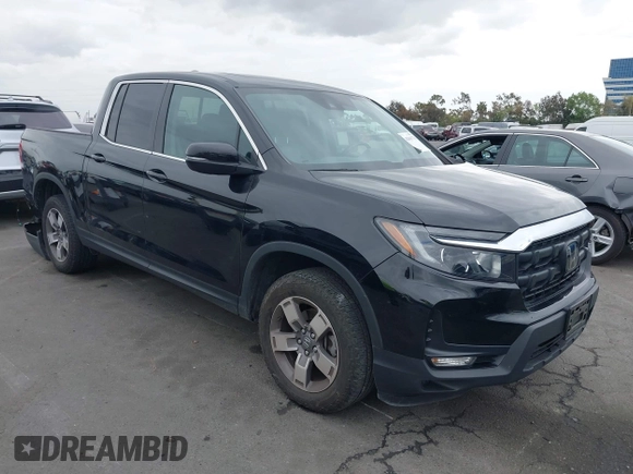 2024 Honda Ridgeline RTL with VIN 5FPYK3F56RB004027, listed as a IAAI auction lot 42049778 with 35,631 mi miles and . Bid and sale history available at DreamBid. Image 1.