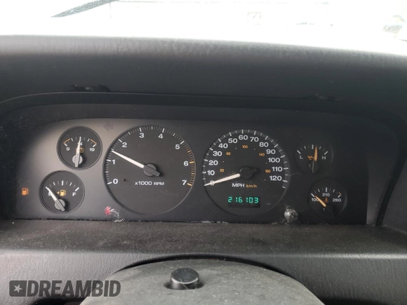 2003 Jeep Grand Cherokee Laredo z VIN 1J4GW48S53C568929, wystawiony jako Copart lot #57604245 z przebiegiem 216 103 mil mil oraz Czysty tytuł • Clean title. Historia ofert i sprzedaży dostępna na DreamBid. Obrazek 9.
