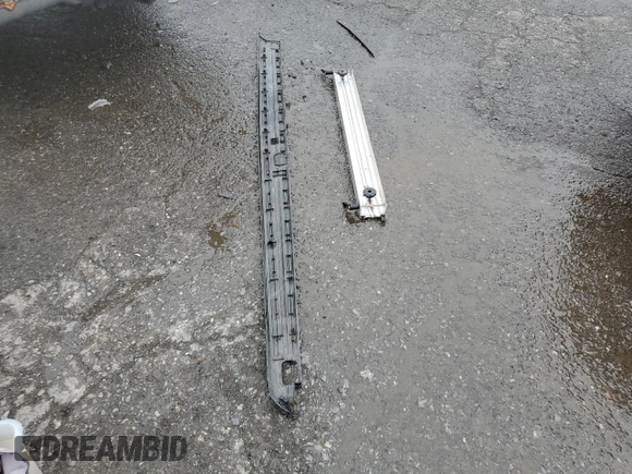 2011 Ford F-150 XL с VIN 1FTMF1CM7BKD66968, выставлен на аукционе Copart как лот 59961265 с пробегом 81 170 миль миль и Списание • Salvage title. История ставок и продаж доступна на DreamBid. Изображение 12.