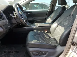 2022 Toyota Camry SE z VIN 4T1G11AK7NU633060, wystawiony jako Copart lot #58509575 z przebiegiem 208 372 mil mil oraz Czysty tytuł • Clean title. Historia ofert i sprzedaży dostępna na DreamBid. Obrazek 7.