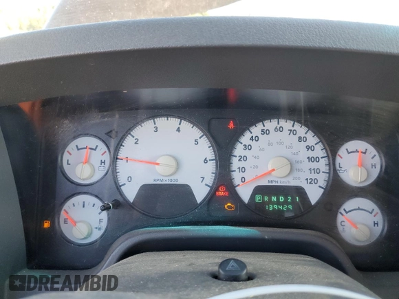 2007 Dodge 1500 ST with VIN 1D7HU18P17J579170, listed as a Copart auction lot 74221284 with 139,429 mi miles and Salvage Title. Bid and sale history available at DreamBid. Image 9.