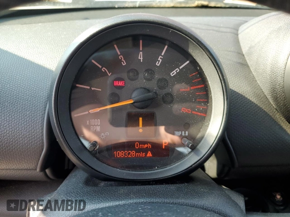 2015 MINI Countryman S z VIN WMWZC5C52FWP45936, wystawiony jako Copart lot #65581075 z przebiegiem 108 328 mil mil oraz Czysty tytuł • Clean title. Historia ofert i sprzedaży dostępna na DreamBid. Obrazek 9.