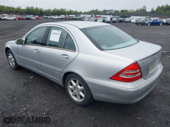 2003 Mercedes-Benz C 320 with VIN WDBRF64J83F345515, listed as a IAAI auction lot 42505646 with 186,819 mi miles and . Bid and sale history available at DreamBid. Image 3.