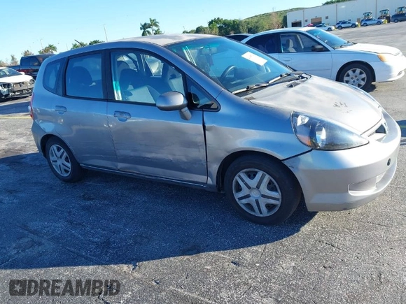 2007 Honda Fit with VIN JHMGD38447S039540, listed as a IAAI auction lot 40985790 with 227,295 mi miles. Bid and sale history available at carsss.com. Image 1.