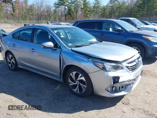 2020 Subaru Legacy Premium z VIN 4S3BWAC67L3005700, wystawiony jako IAAI lot #42098765 z przebiegiem 63 724 mil mil oraz . Historia ofert i sprzedaży dostępna na DreamBid. Obrazek 1.