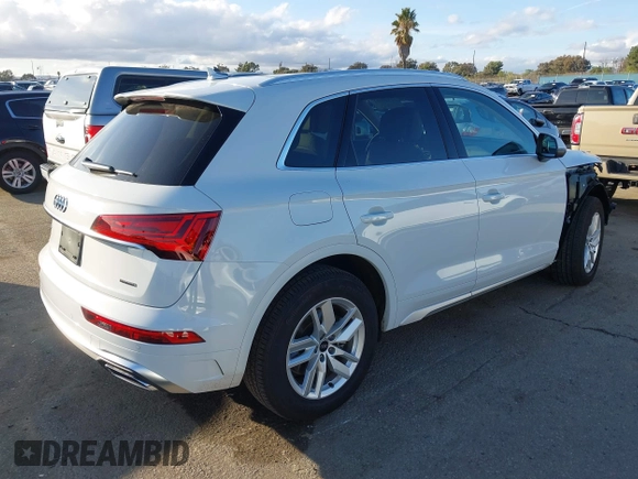 2023 Audi Q5 S line Premium with VIN WA1GAAFY7P2162649, listed as a IAAI auction lot 41540081 with 6,382 mi miles. Bid and sale history available at carsss.com. Image 4.