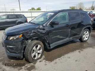 2018 Jeep Compass Altitude with VIN 3C4NJDBBXJT150565, listed as a Copart auction lot 54413725 with 68,790 mi miles and Salvage title. Bid and sale history available at DreamBid. Image 1.
