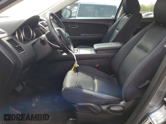 2011 Mazda CX-9 Sport with VIN JM3TB3BA9B0313914, listed as a Copart auction lot 52218805 with 132,160 mi miles and Clean Title. Bid and sale history available at DreamBid. Image 7.